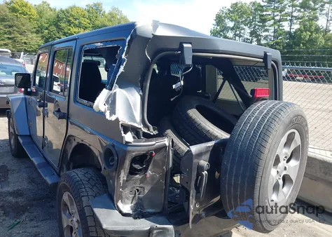 2018 Jeep Wrangler Jk Unlimited Sahara 4X4 from USA, damaged, VIN 1C4BJWEG8JL937581